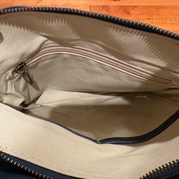 Minooy The Bali Three-Layer Leather Crossbody Shoulder Bag - Picture 11 of 14